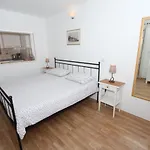 Διαμέρισμα Mirela Ρόβινι