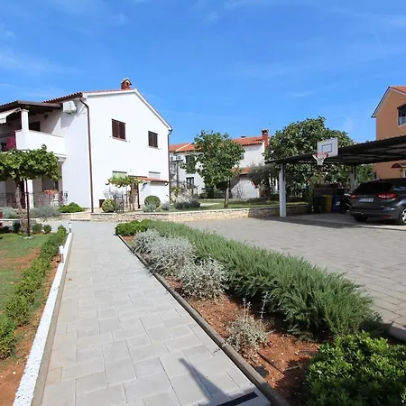 Apartment Mirela