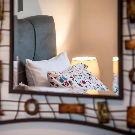 Mirela Apartment