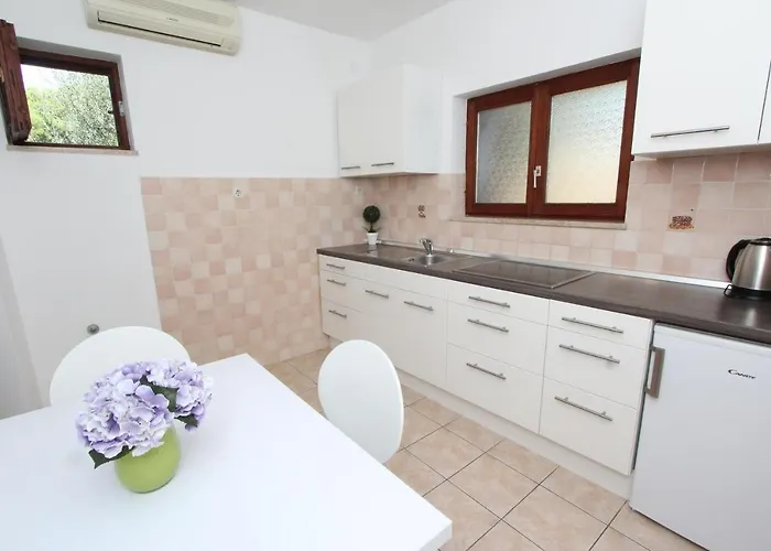 Apartamento Mirela *