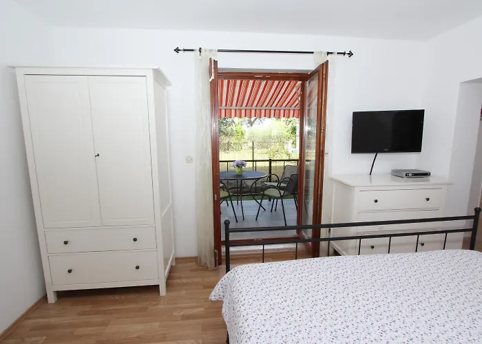 Mirela Apartamento